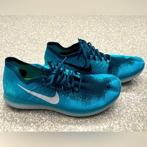 NIKE Mens Blue Free RN Flyknit - Size 12
